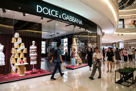 dolce gabbana litigio con cina|dolce gabbana controversy.